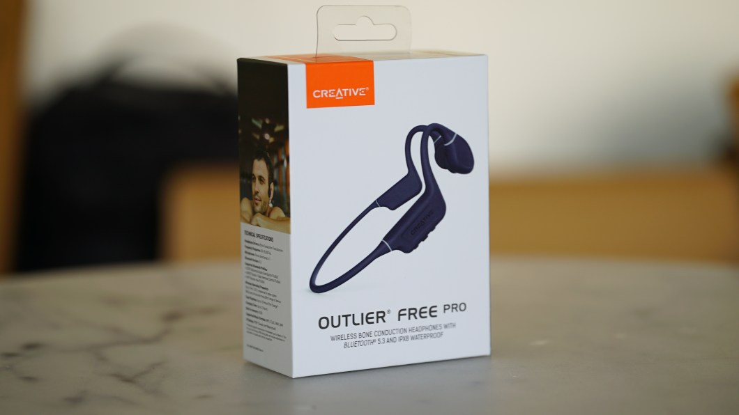 CREATIVE Outlier Free&nbsp;Pro